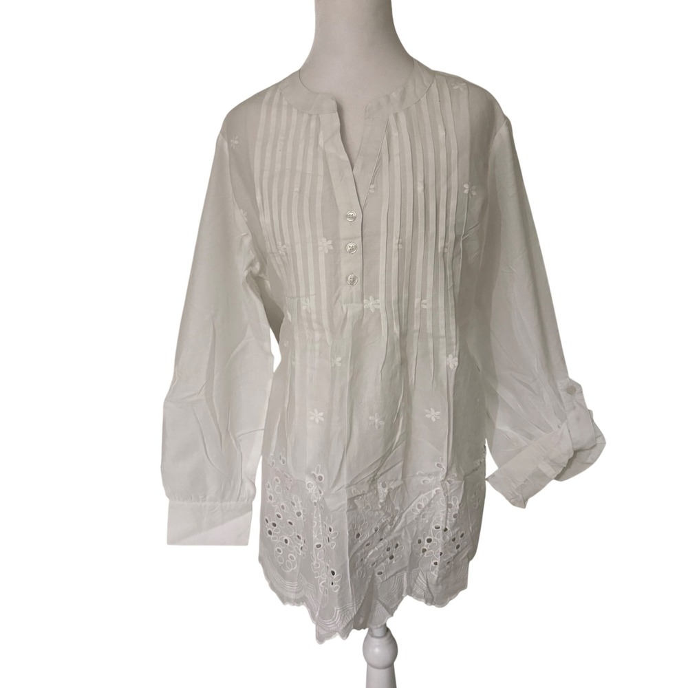 American Sweetheart White Floral Embroidered Eyelet Pintuck Blouse Tunic - M‎